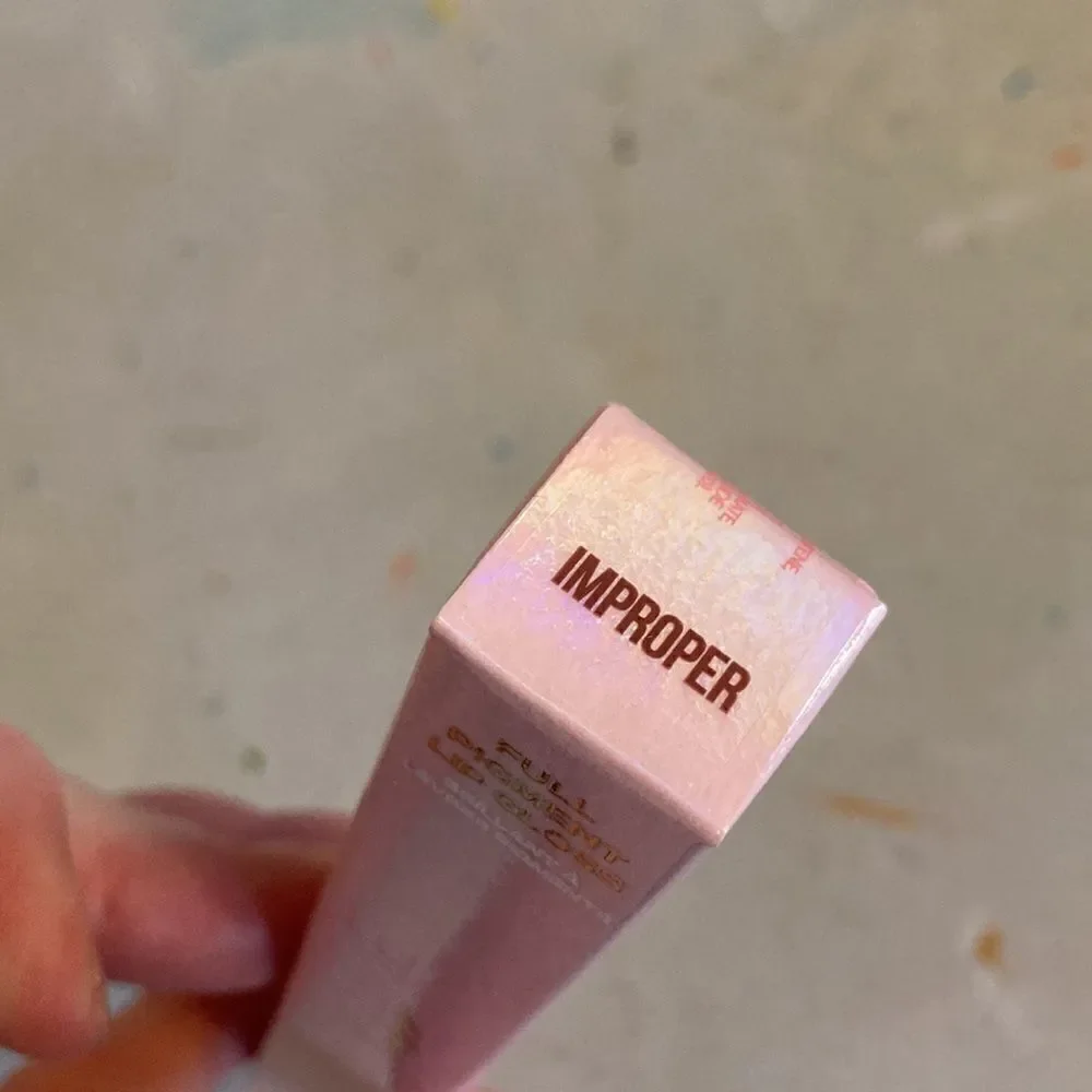 Jeffree Star Supreme Gloss Improper